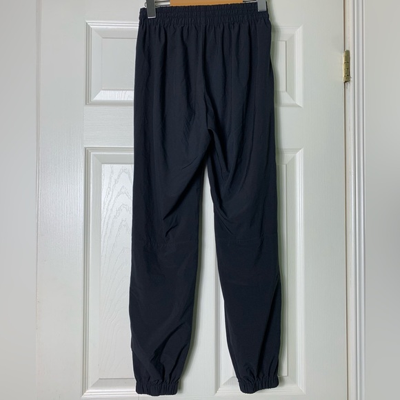 TNA | Lightweight Trackpants Zipper Pockets & Ankle Smocked Waist - XXS - Picture 3 of 8